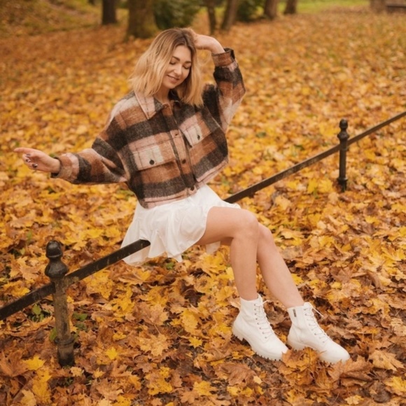 ZARA CROPPED PLAID OVERSHIRT NWT - Picture 2 of 16